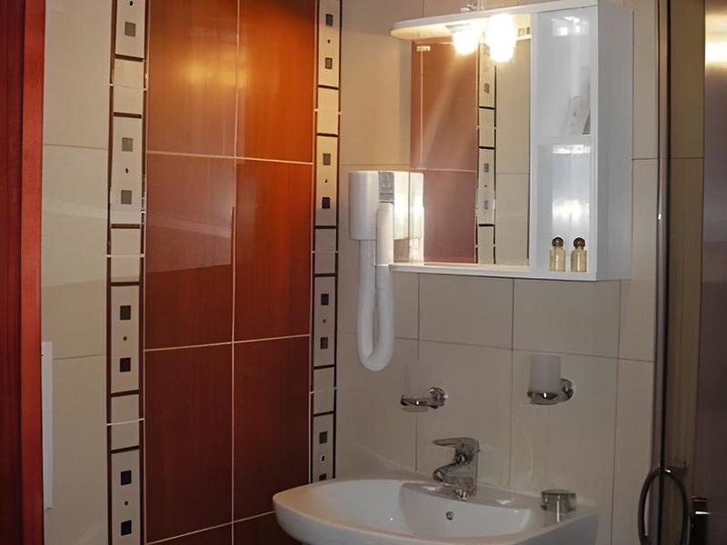 B71C11AFC40BECE810781C97703DD7C6