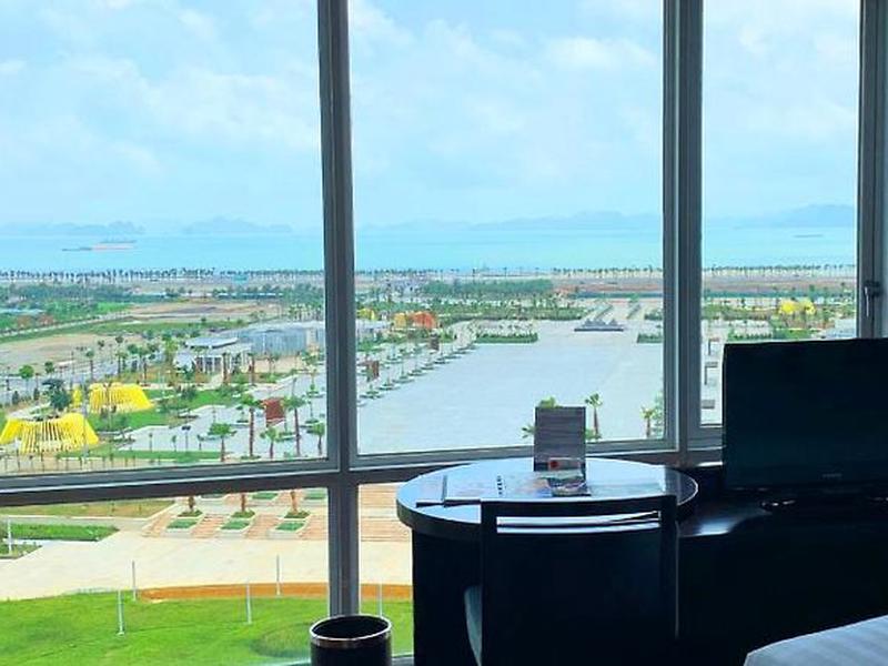Novotel Ha Long Bay Hotel