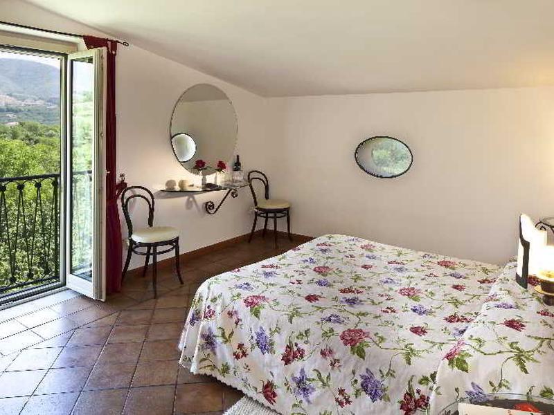 EE048A490955ABBE89255F7BD60990B3