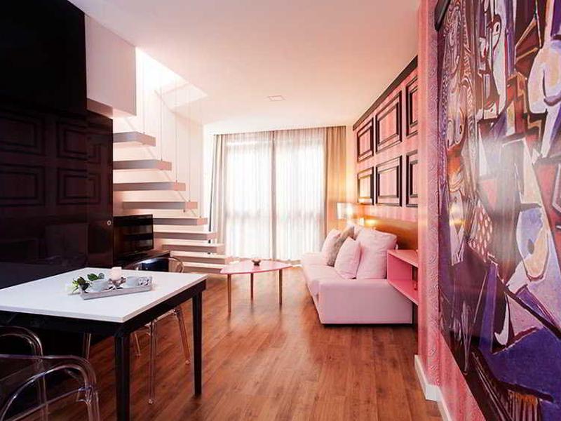 EAA35445ADC734CABEF8D76065D35D8D