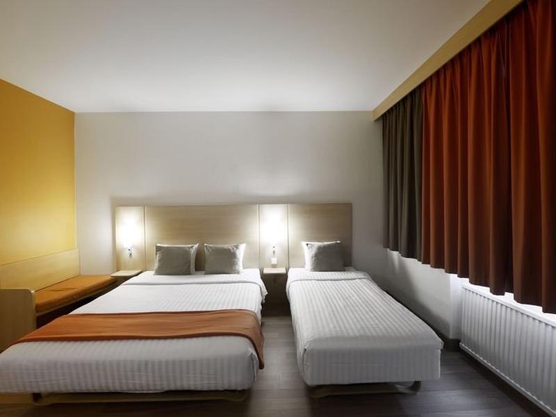 E5B5F06E06D00A2EF93204FF5B953B6C