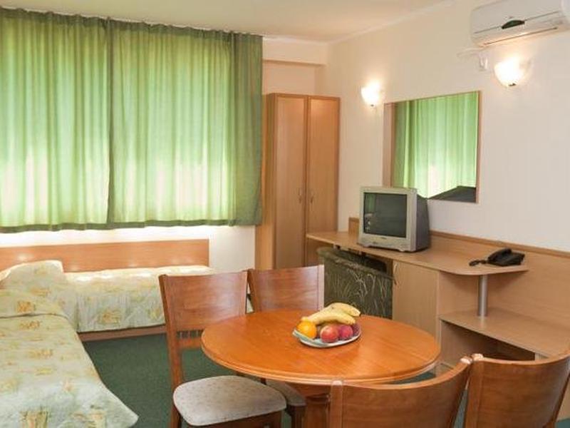 6EA8013BCBB1BBA8E83033EA9BF54D95