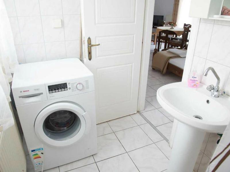 371C1B13633B5C8B805D3C976CB1132A