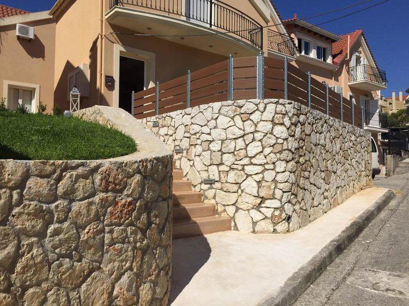 02A98E28DBCD3680CF3521AF588281F2