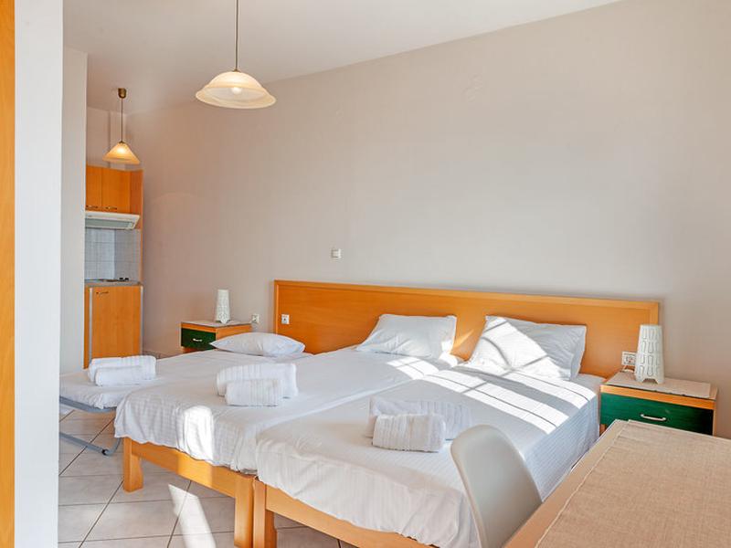 B7EEDA88AAFAEEBD04312DD413B8D23A