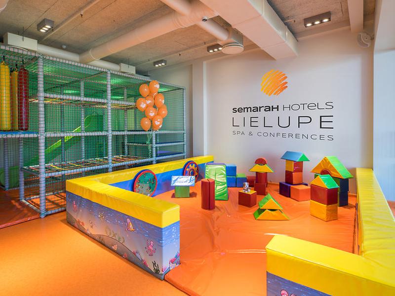 6B41E0B1580F82F52232FCB667D758A2