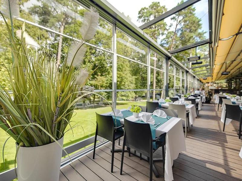 B097CF57DC9815E8E1983CE80967D6C0