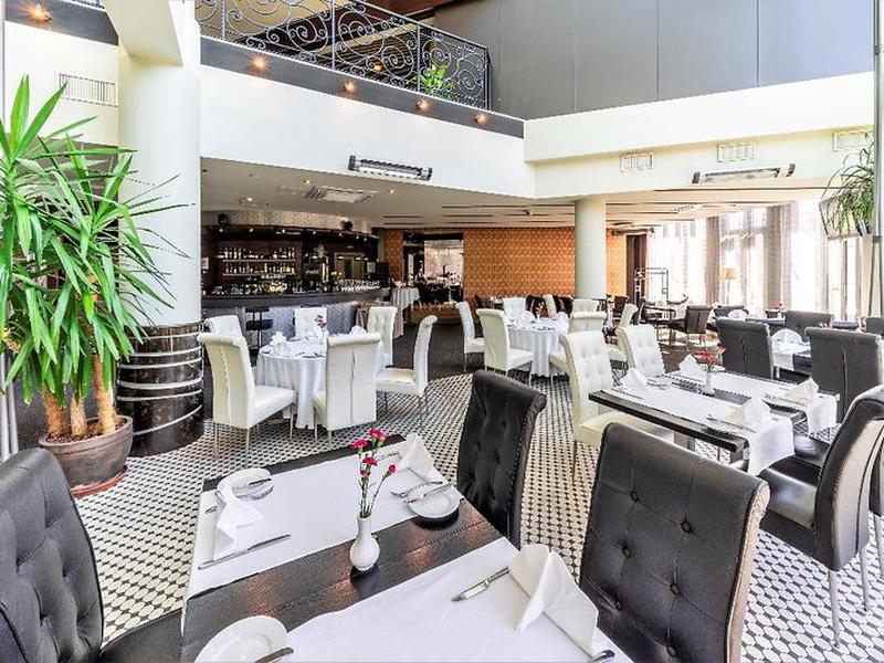 AED923323CF0422148AB2452713AF21C