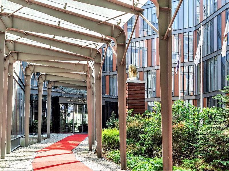 CA9642A45F88ECDD221112744FCAFF44