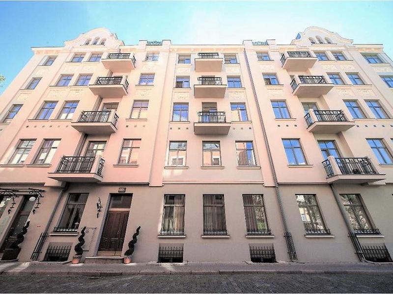 EF92165DC23C9D4723DA1D90ED1A7F74