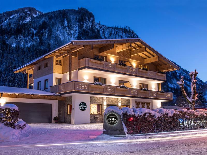 D2B33D71B5791C638C578188F4C40316