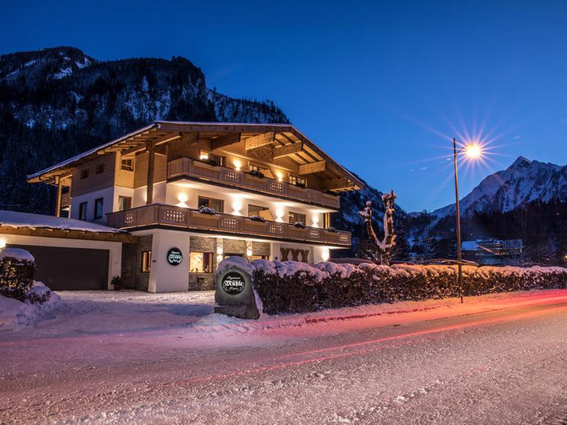 4ADD54ECA9D9C9C99FED50394AC103A7