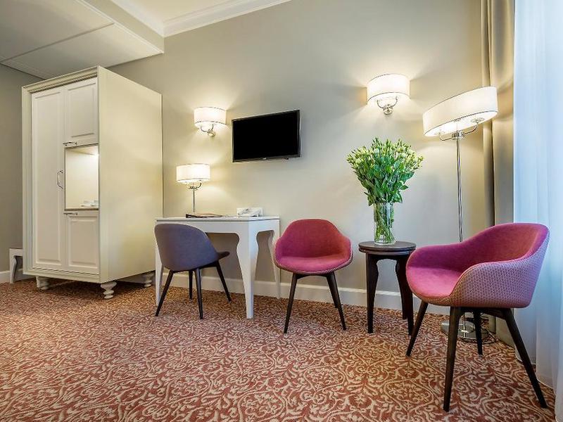 97A21F73980C944BD6D141A6E9D11BD3