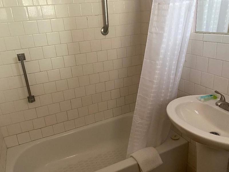 B5E40FE6F6AC887457537F25B4F02D4F