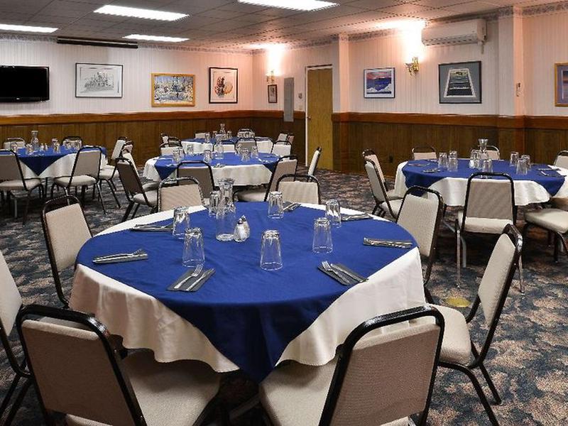 A69240EE5655F98B0F4D597161A2EC8C