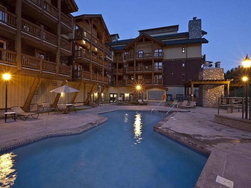 728106CC3D01BA3584F85A734B8D6EAC