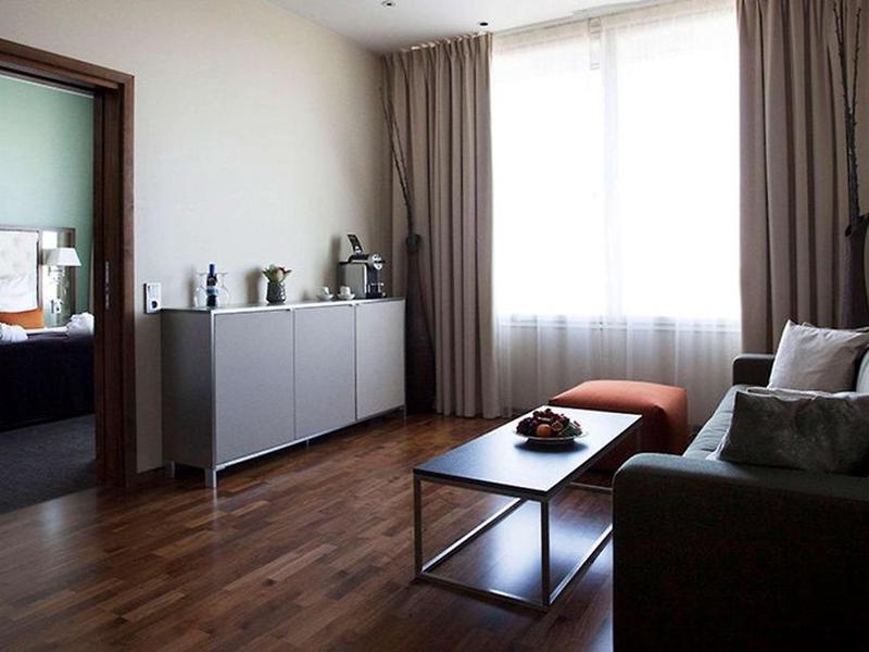 4C813B77203400493C2F70D4F560C83C