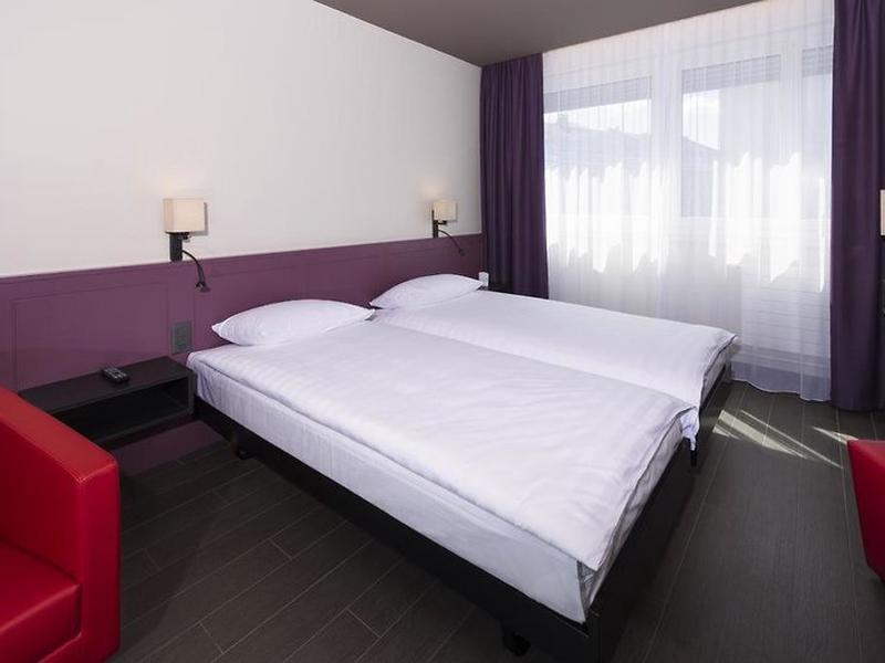 F347212B9C7020A2F4ABEB9458D1B571