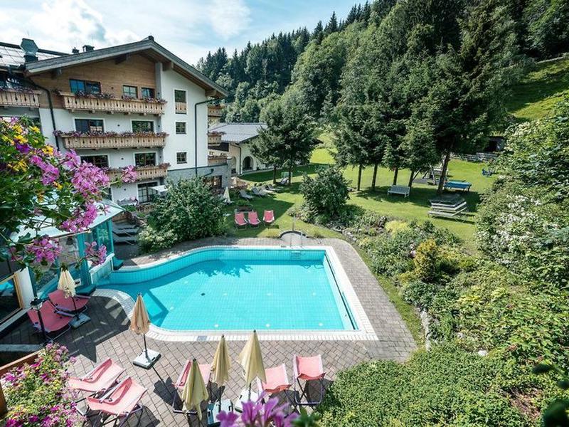 E0E257209CA2057832FCDCA861720DE9