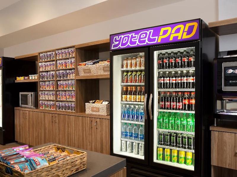 9D9E0F1F489955D6D3B17B2CC7225861