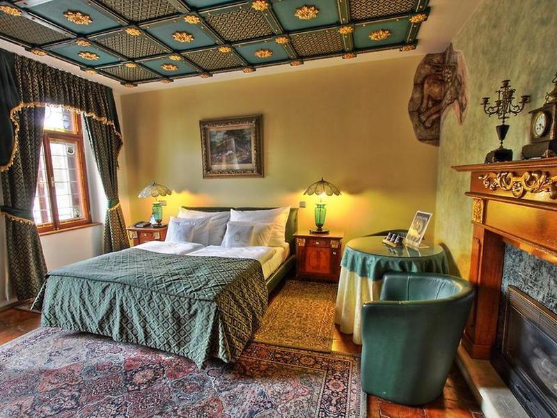 D518EB4B9CADAC9E9EF44F06313A743C