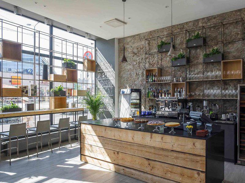 DE5E0B5C5B81881E473D8E97B029739D