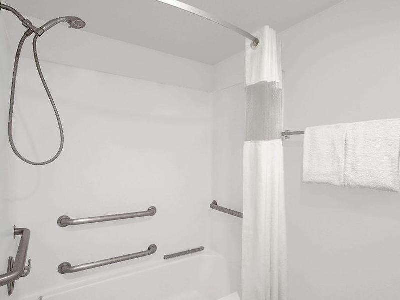 BFA0EA1EBF399EC8444257EF46669D29