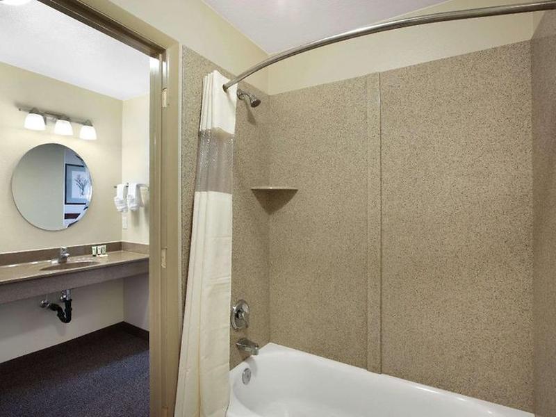 D5CC887183E98BF068597C3D886BECA8