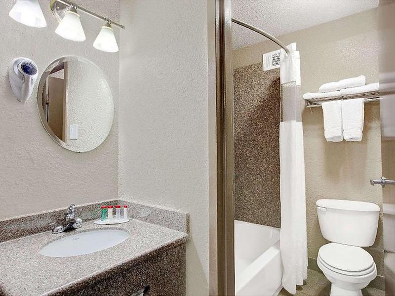 174049492A7B819967196564AA8744D7