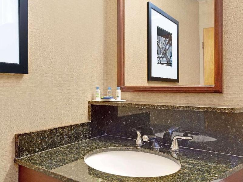 CEB13144EE6BD9C359F3B423CCDA2613