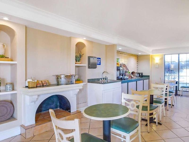 0BC8E89EAC2AEB62F490F80BC071FA52