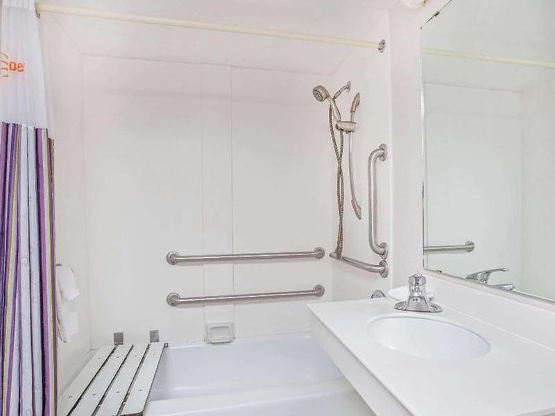 3703745EA4C49147B740F76CF527F025