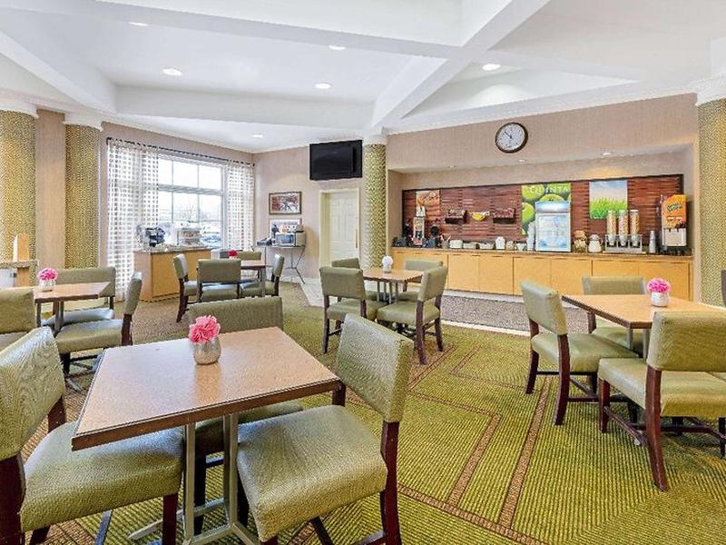 03F9ACD8DED30842AF527B5C29DEA996