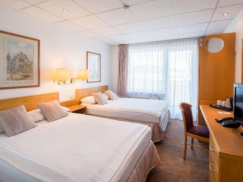 0DF3BC9DEEE8562908FADA878B7CFBCF