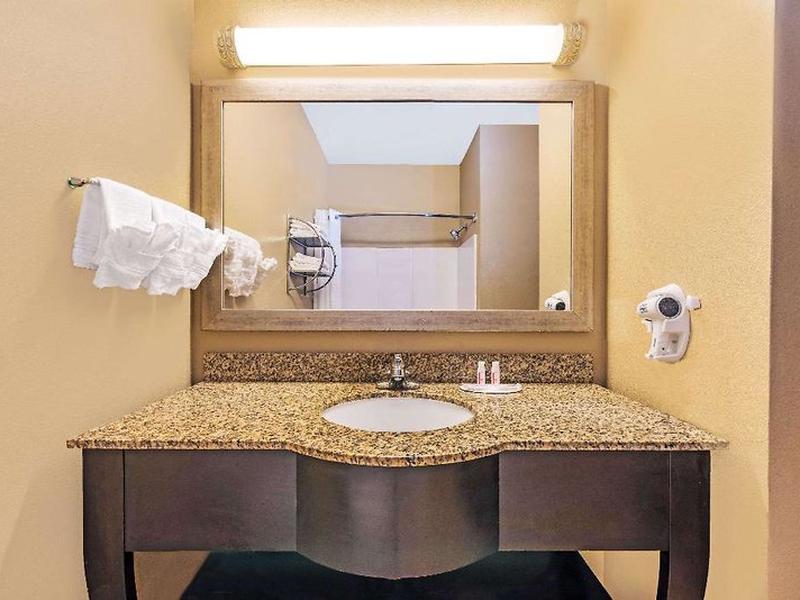 0D9060DCAF504731D482ABFA77F06C58