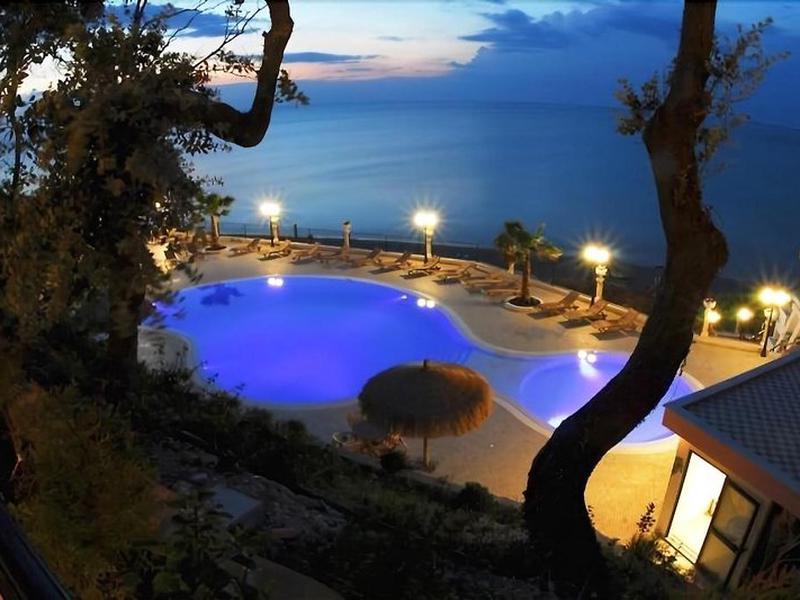 5D98BA2A6222711A281AD9729E26B91A