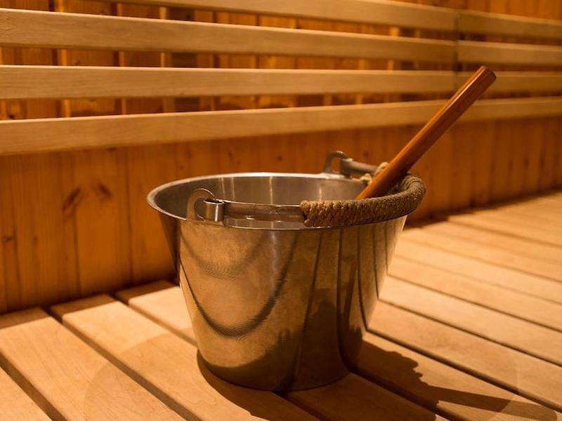 C7BB816F0A51249890428698D220E86E