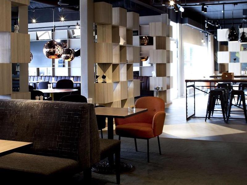 E977151A864D4DF97A5567B44E5F6773