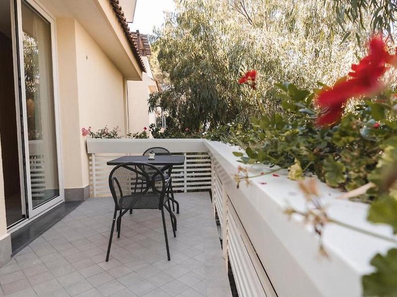 06F621AAF6D485F0750E7C972EB75041