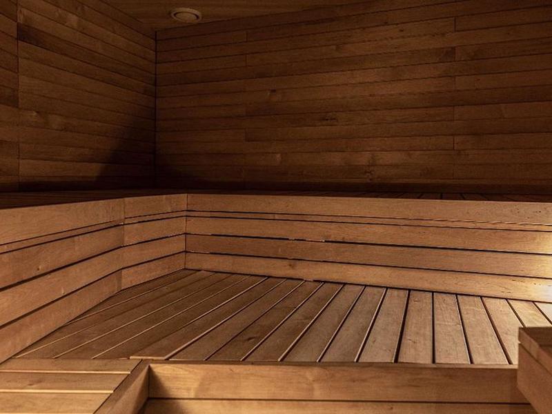 63A7ED1B0E3BCEBAFFA569F0005FE520