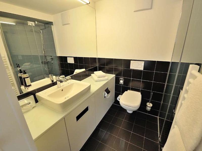 ECB4E9294E0D1E0845ED95D19DDE3722