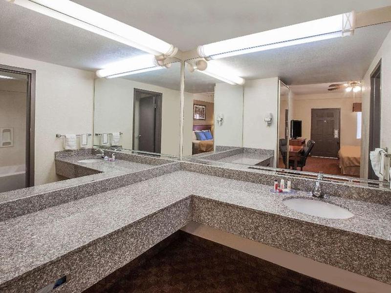 9C9CFBD12C153C4CADCE7DC84FAA04F4