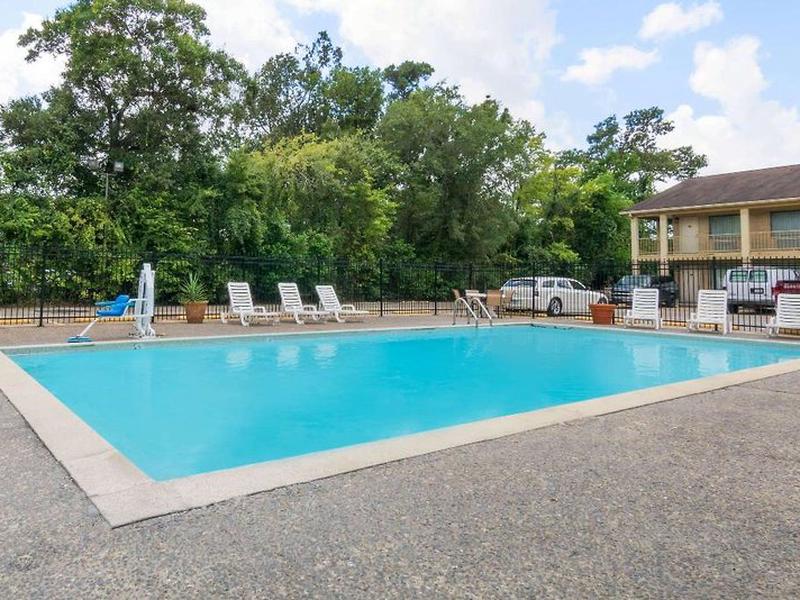 FBB2F1A49AF014B57CAA01758525009A