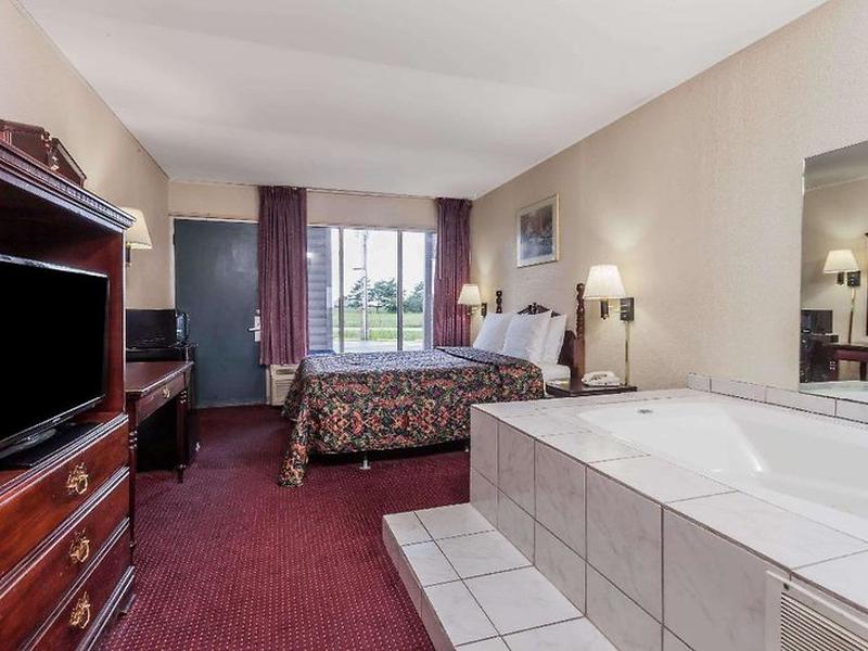 4FB5581E0B40804753D8D56ABA7909EE