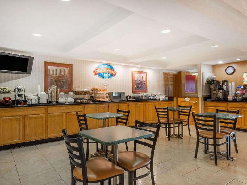 B98DCE46C939BC0EA2C5D72F25500A61