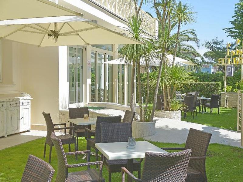 4EF13E5D909F6889206656C2FFA7DA70