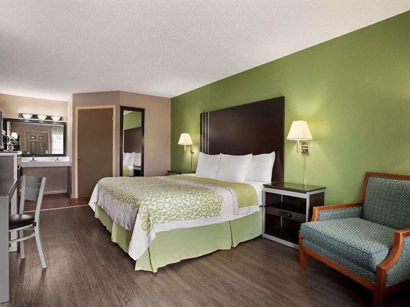 FD15752AAE0B9A9498A76BEE407BE5EF