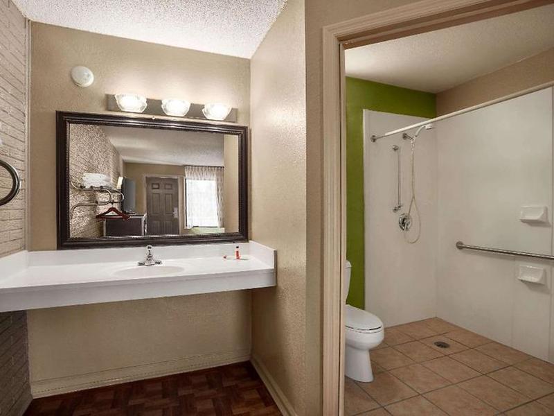 5C56D1685087E81CADFD73C51D2E9AA8