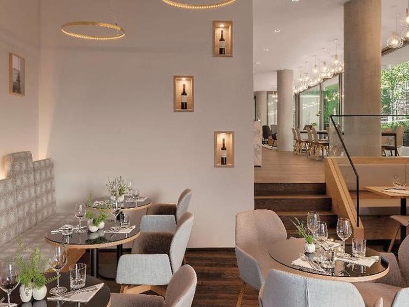 B0581C004367090900E7901FD0D9F22A