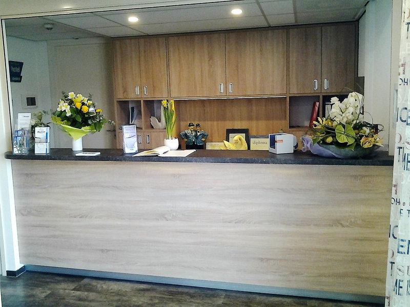 8752EB0598298C275C53486395FC0B1C